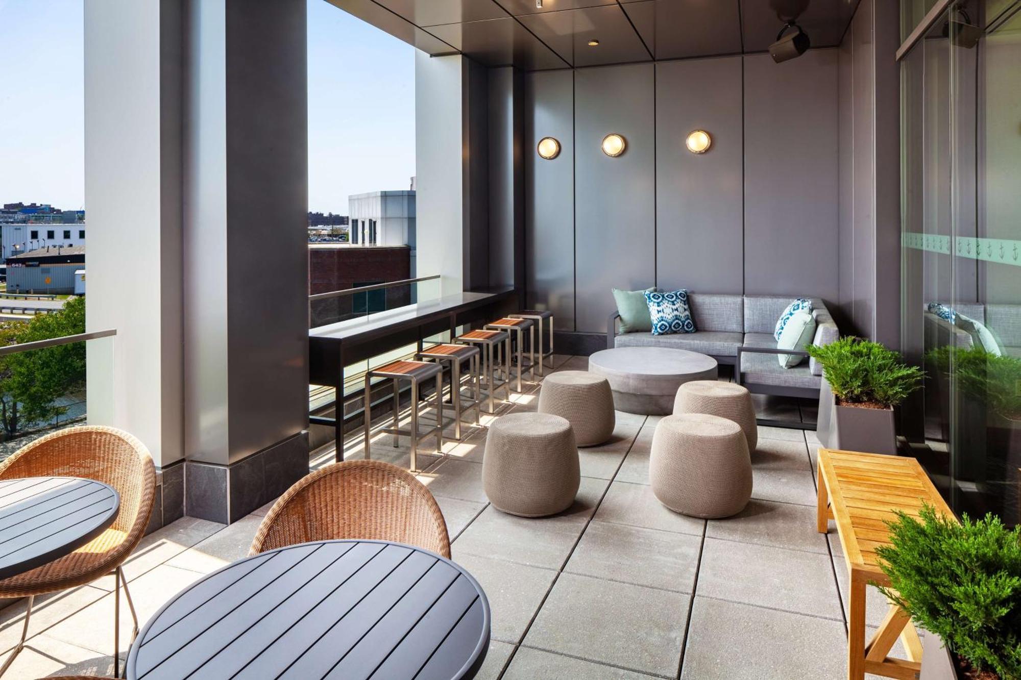 Hampton Inn Boston Seaport District Esterno foto