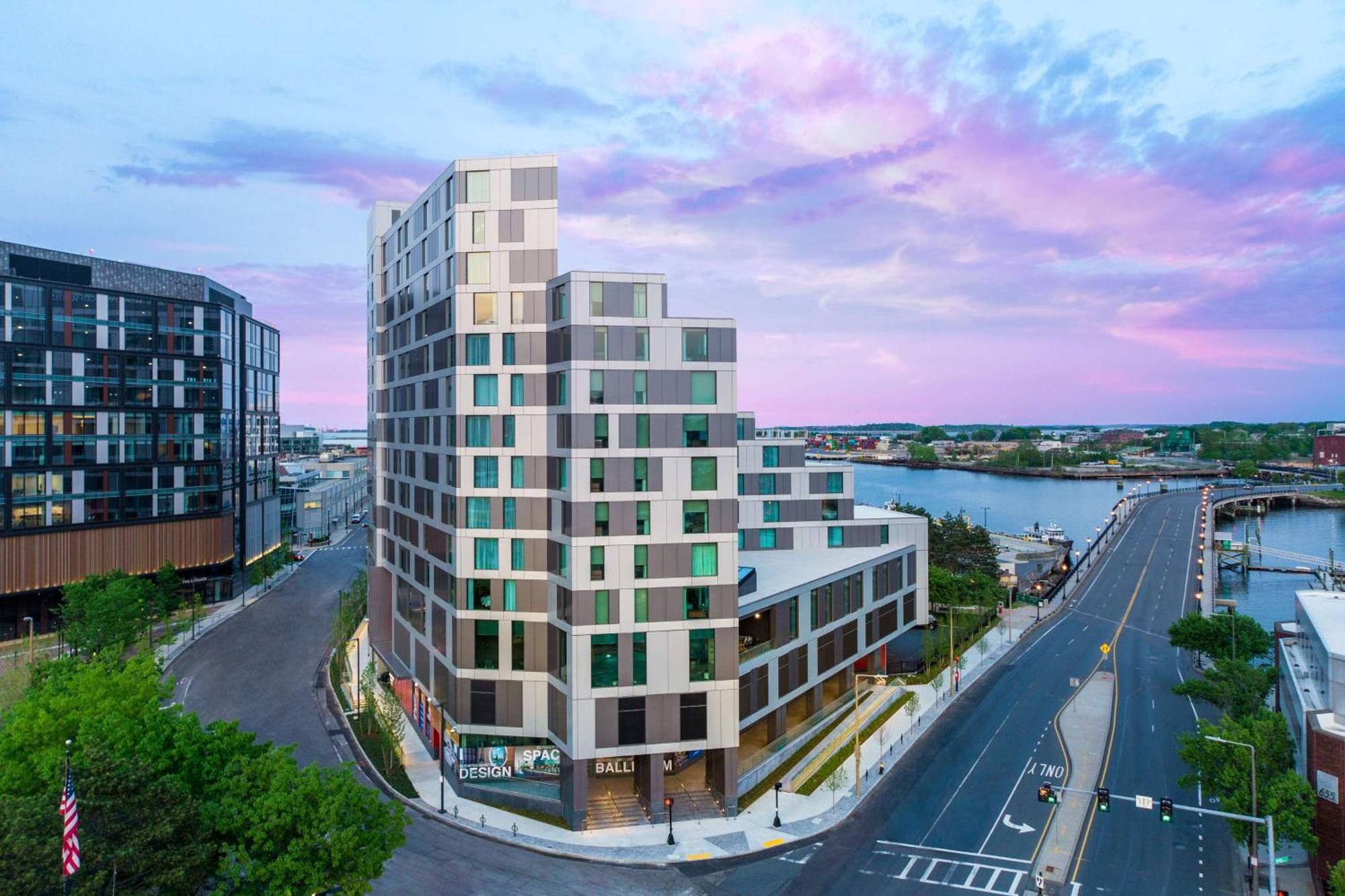Hampton Inn Boston Seaport District Esterno foto